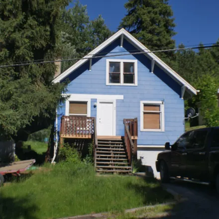Buy this 3 bed house on 1900 Saint Maries Avenue in Saint Maries, ID 83861