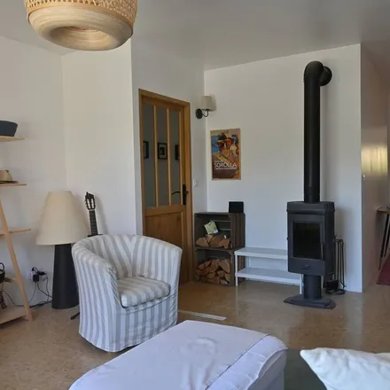 Rent this 2 bed house on Avenue Josep Franch Clapers in 13210 Saint-Rémy-de-Provence, France