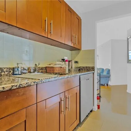 Image 4 - 60-70 Woodhaven Boulevard, New York, NY 11373, USA - Condo for sale