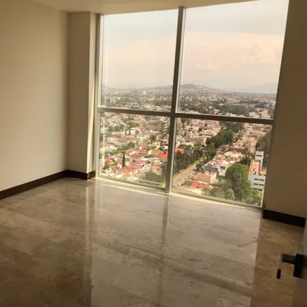 Buy this studio apartment on Calzada Lázaro Cárdenas 4250 in Camino Real, 45049 Zapopan