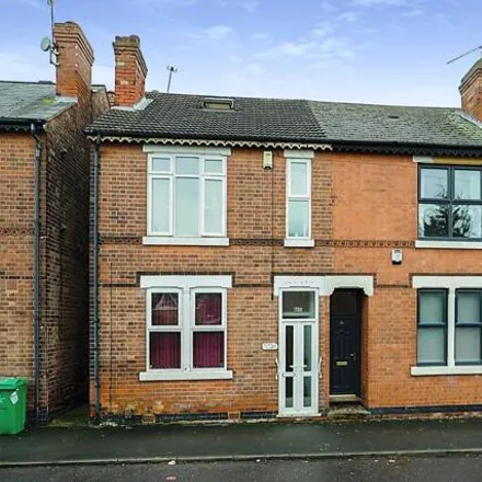 Buy this 4 bed duplex on 48 Cycle Road in Nottingham, NG7 2DT