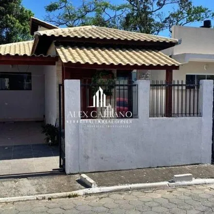 Buy this 3 bed house on Servidão Luiz Duarte Soares in São João do Rio Vermelho, Florianópolis - SC