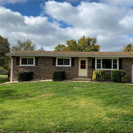 Rent this 3 bed house on 502 Sunset Lane in O’Fallon, MO 63366