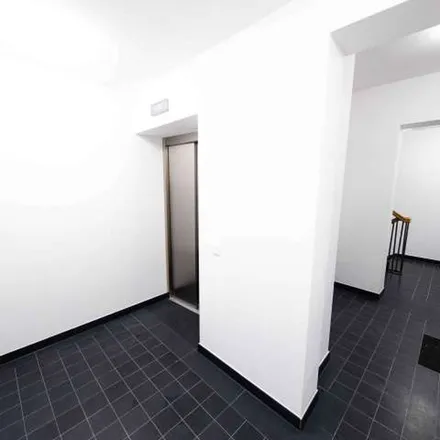 Rent this 5 bed apartment on Braubachstraße 18-22 in 60311 Frankfurt, Germany