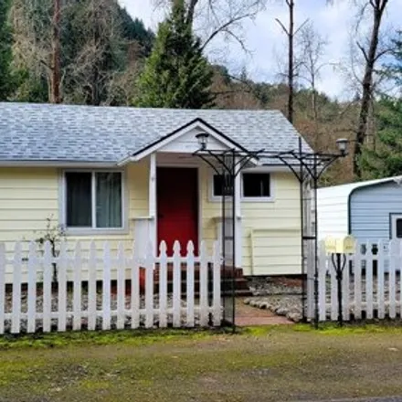 Buy this 2 bed house on 432 South Main Street in Canyonville, Douglas County