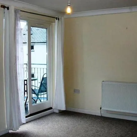 Image 7 - The Golden Temple, 6 Lower Bore Street, Bodmin, PL31 2GS, United Kingdom - Apartment for rent
