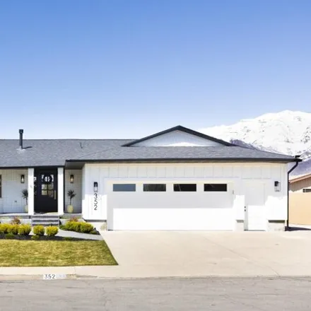 Buy this 6 bed house on 352 West 1060 South in Lincoln, Orem