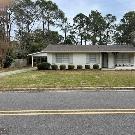 Buy this 2 bed house on 998 8th Avenue in Eastman, GA 31023