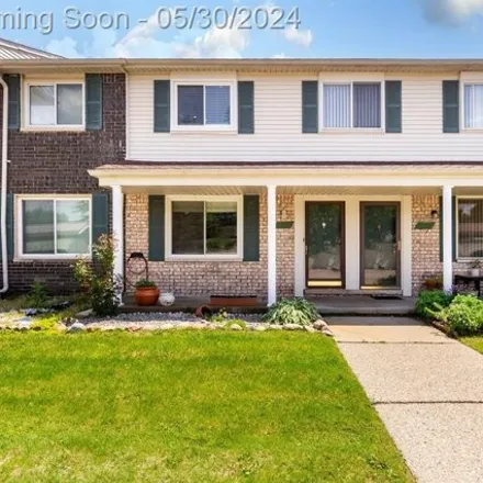 Buy this 3 bed townhouse on 38179 Jamestown Drive in Sterling Heights, MI 48312