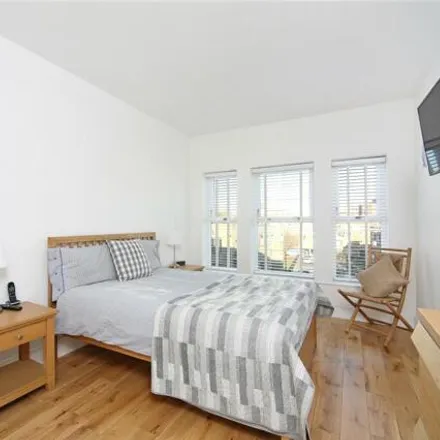 Image 3 - unnamed road, Stockwell Park, London, SW4 6QU, United Kingdom - Room for rent