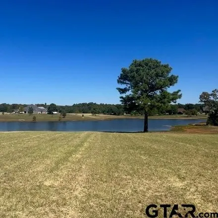 Buy this studio house on 2798 Champion Circle in Jacksonville, TX 75766