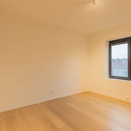 Rent this 3 bed apartment on Diepenbroekstraat 8 in 9230 Wetteren, Belgium
