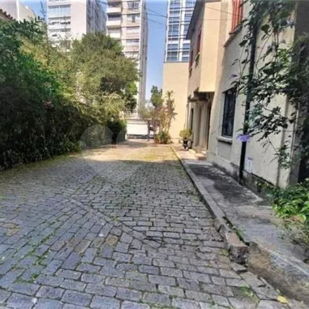 Rent this studio house on Rua Piauí 1159 in Consolação, São Paulo - SP