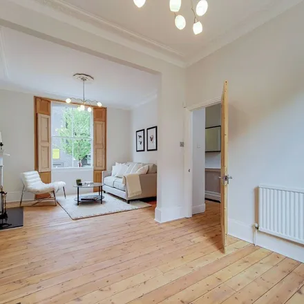 Rent this 3 bed apartment on The Old Queen's Head in 44 Essex Road, London