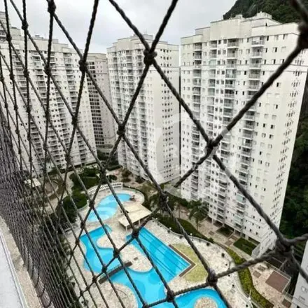 Buy this 2 bed apartment on Avenida Doutor Moura Ribeiro 85 in Marapé, Santos - SP