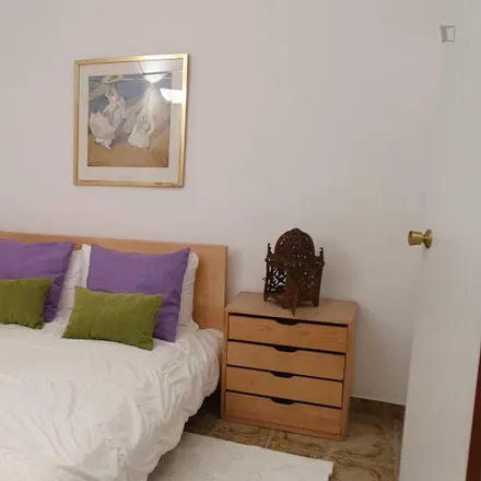 Rent this 7 bed room on La Rambla in 31, 08002 Barcelona
