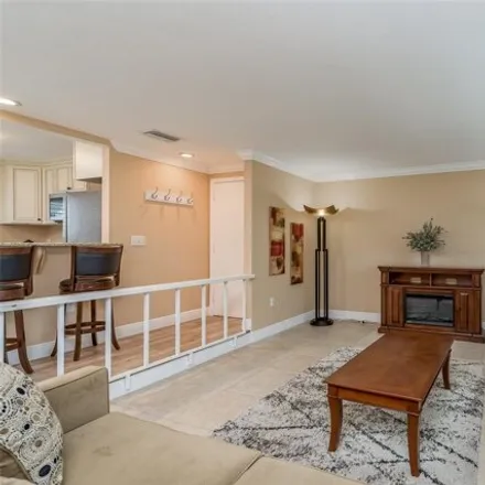Image 7 - 323 Island Way, Clearwater, FL 33767, USA - Condo for sale