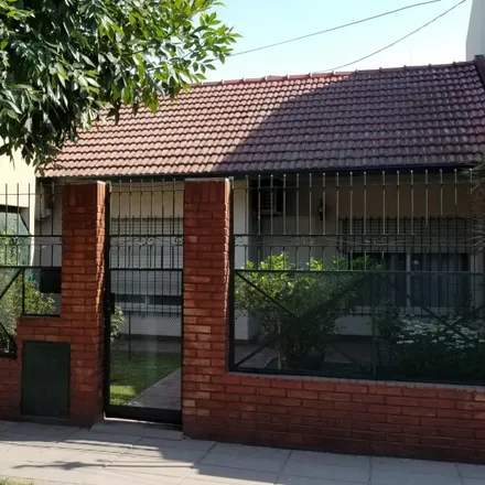 Buy this studio house on Intendente Nemesio Álvarez 511 in Moreno Centro norte, Moreno