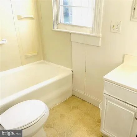 Image 7 - 2916 East Cold Spring Lane, Baltimore, MD 21214, USA - House for sale