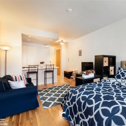 Image 6 - 126 WEST 96TH STREET 3B in New York - Apartment for sale
