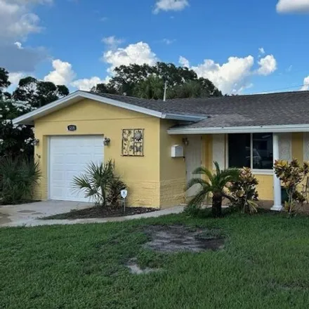 Rent this 2 bed house on 3271 39th Street North in Saint Petersburg, FL 33713