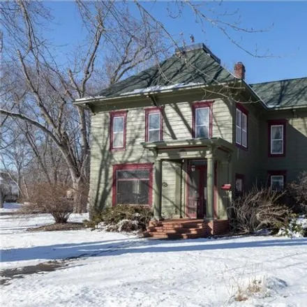 Image 2 - 277 West 2nd Street, New Richmond, WI 54017, USA - House for sale