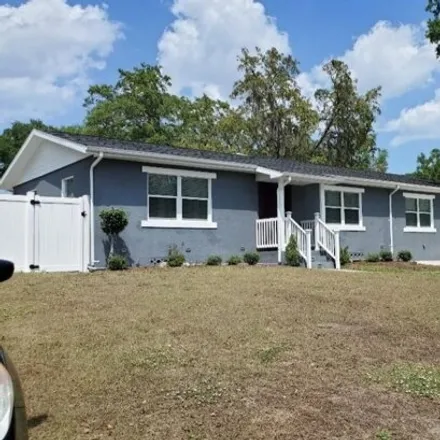Buy this 3 bed house on 772 Pine Lane in Clermont, FL 34711