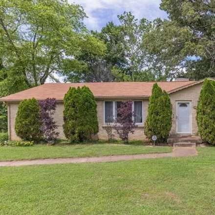 Buy this 3 bed house on 145 Saratoga Road in Clarksville, TN 37042
