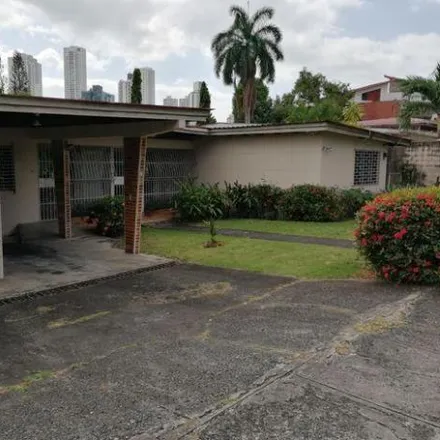 Buy this 5 bed house on Residenciales Golf Heights in Calle 81 Este, 0818