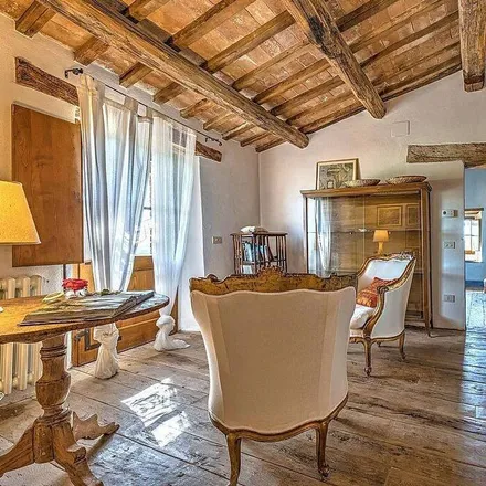 Rent this 6 bed house on 53026 Pienza SI