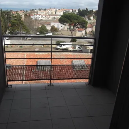 Image 3 - 13 Boulevard Camille Pelletan, 11000 Carcassonne, France - Apartment for rent