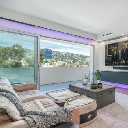 Image 1 - Plaza Towers, 838 North Doheny Drive, West Hollywood, CA 90069, USA - Condo for sale