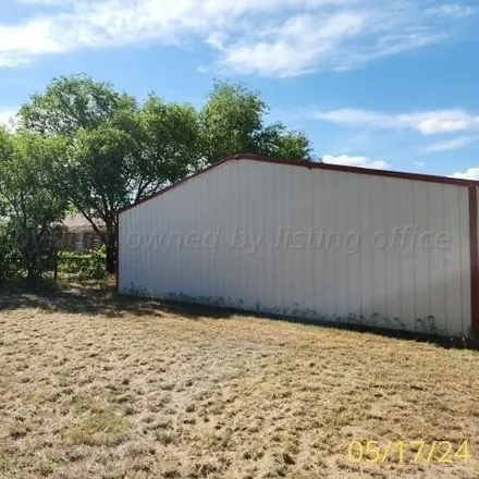 Image 6 - 607 E 4th St, Lefors, Texas, 79054 - House for sale