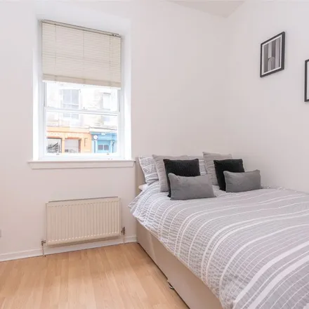 Image 4 - Edmonstone's Close, City of Edinburgh, EH1 2HB, United Kingdom - Apartment for rent