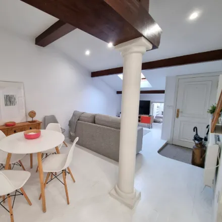 Rent this 2 bed apartment on Calle de Covadonga in 11, 33205 Gijón