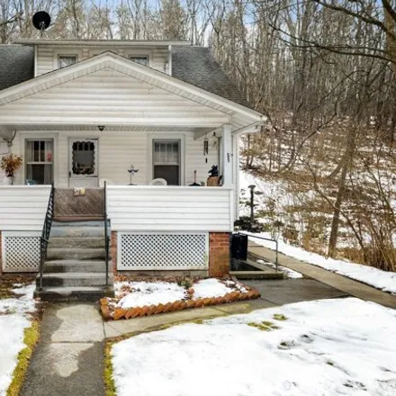 Buy this 3 bed house on East Main Street in Valley, Romney