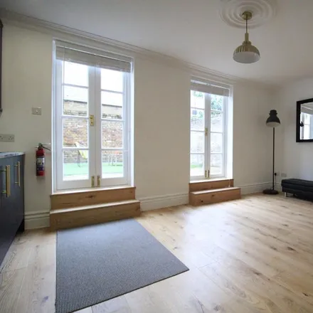 Rent this 3 bed apartment on 335-355 Hackney Road in London, E2 6QJ