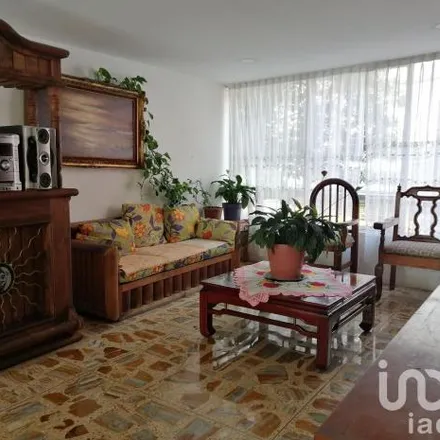 Buy this 8 bed house on Privada Lago in Colonia Américas Unidas, 03610 Mexico City