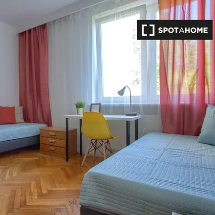 Rent this 4 bed room on FizjoSpace in Puławska 29, 00-792 Warsaw