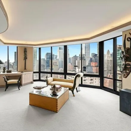 Image 3 - 304 East 65th Street, New York, NY 10065, USA - Condo for sale