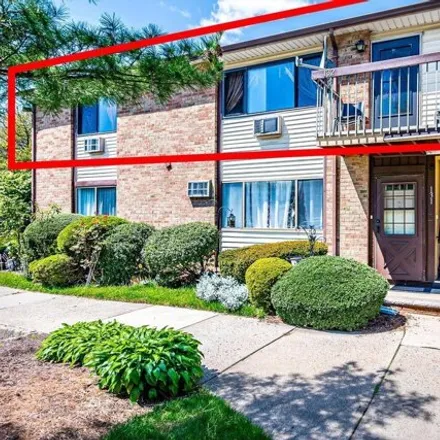 Buy this 2 bed condo on 360 Cricket Lane in Woodbridge, Woodbridge Township