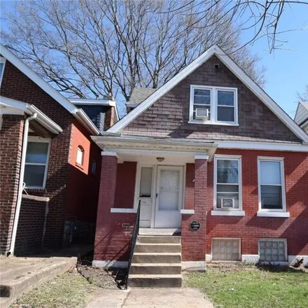 Rent this 3 bed house on Full Life Apostolic Temple in 3458 Minnesota Avenue, St. Louis