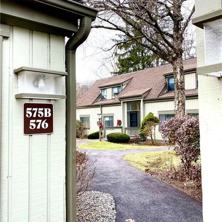 Image 5 - Village Street, Heritage Village, Southbury, CT 06488, USA - Apartment for rent