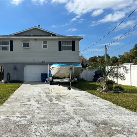 Buy this 2 bed house on 7247 Aberdeen Ct in Weeki Wachee, Florida