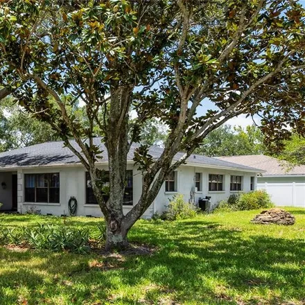 Buy this 4 bed house on 1944 Magnolia Drive in Clearwater, FL 33764