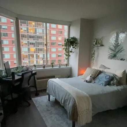 Image 4 - Marbella, 425 Washington Boulevard, Jersey City, NJ 07310, USA - Room for rent