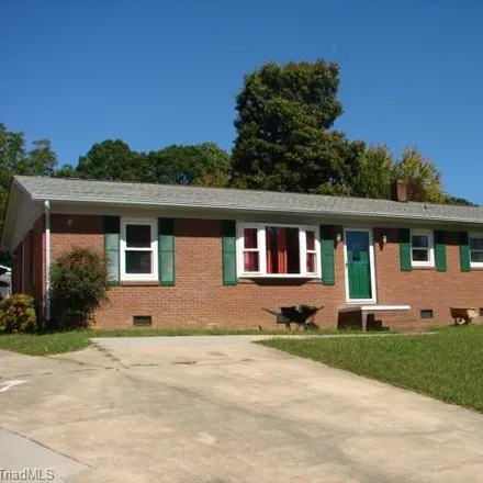 Buy this studio apartment on 7325 Turnpike Road in Trinity, NC 27263