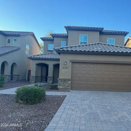 Rent this 4 bed house on 631 West Kerry Lane in Phoenix, AZ 85027