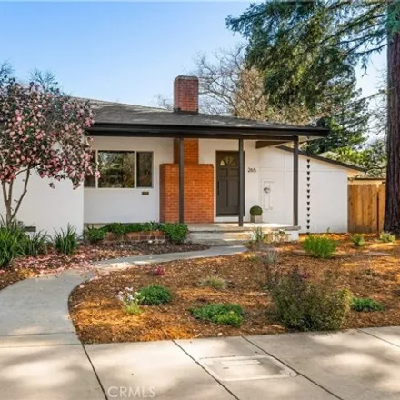 Buy this 3 bed house on 225 East 5th Avenue in Chico, CA 95926