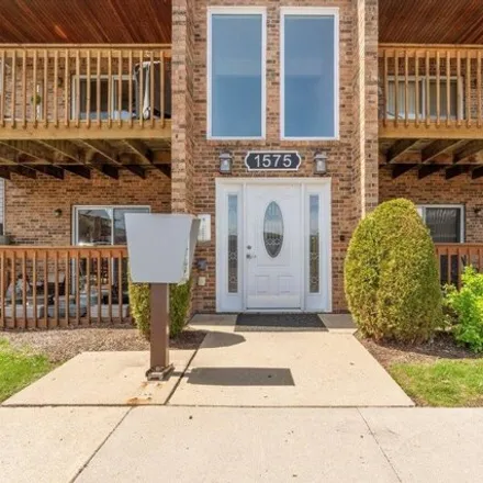 Buy this 2 bed condo on Splasher's Auto Wash in Fort Street, Trenton